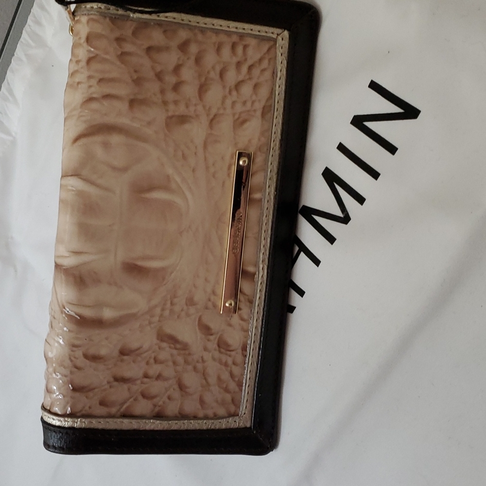 BRAHMIN WALLET NWOT